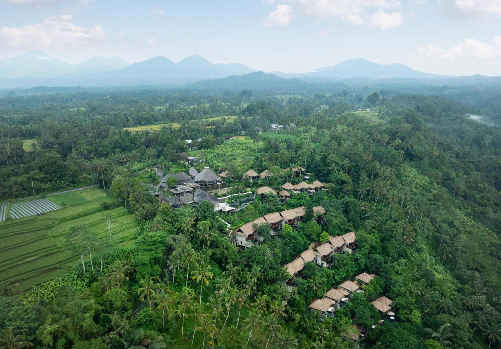 Villa Akohara Buahan Village Retreat *